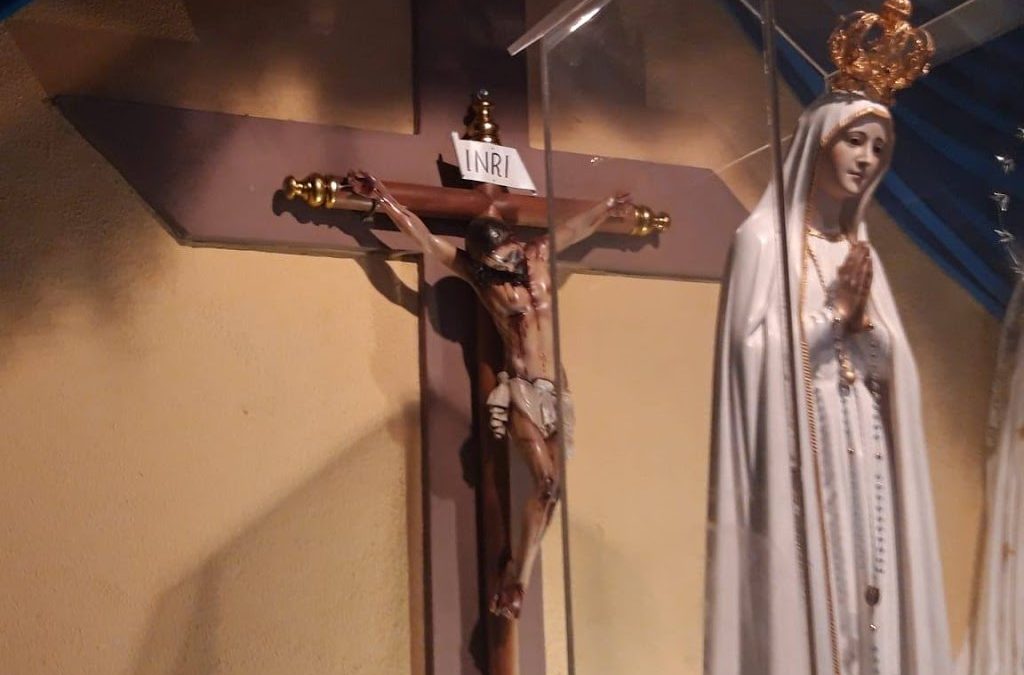 ¿Los católicos adoramos imágenes de la Virgen? 3 razones